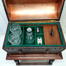 Load image into Gallery viewer, Humidor Whiskey/Cigar Mini Bar full top view open top fu