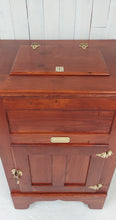 Load image into Gallery viewer, Ice Box Mini Bar top view closed door